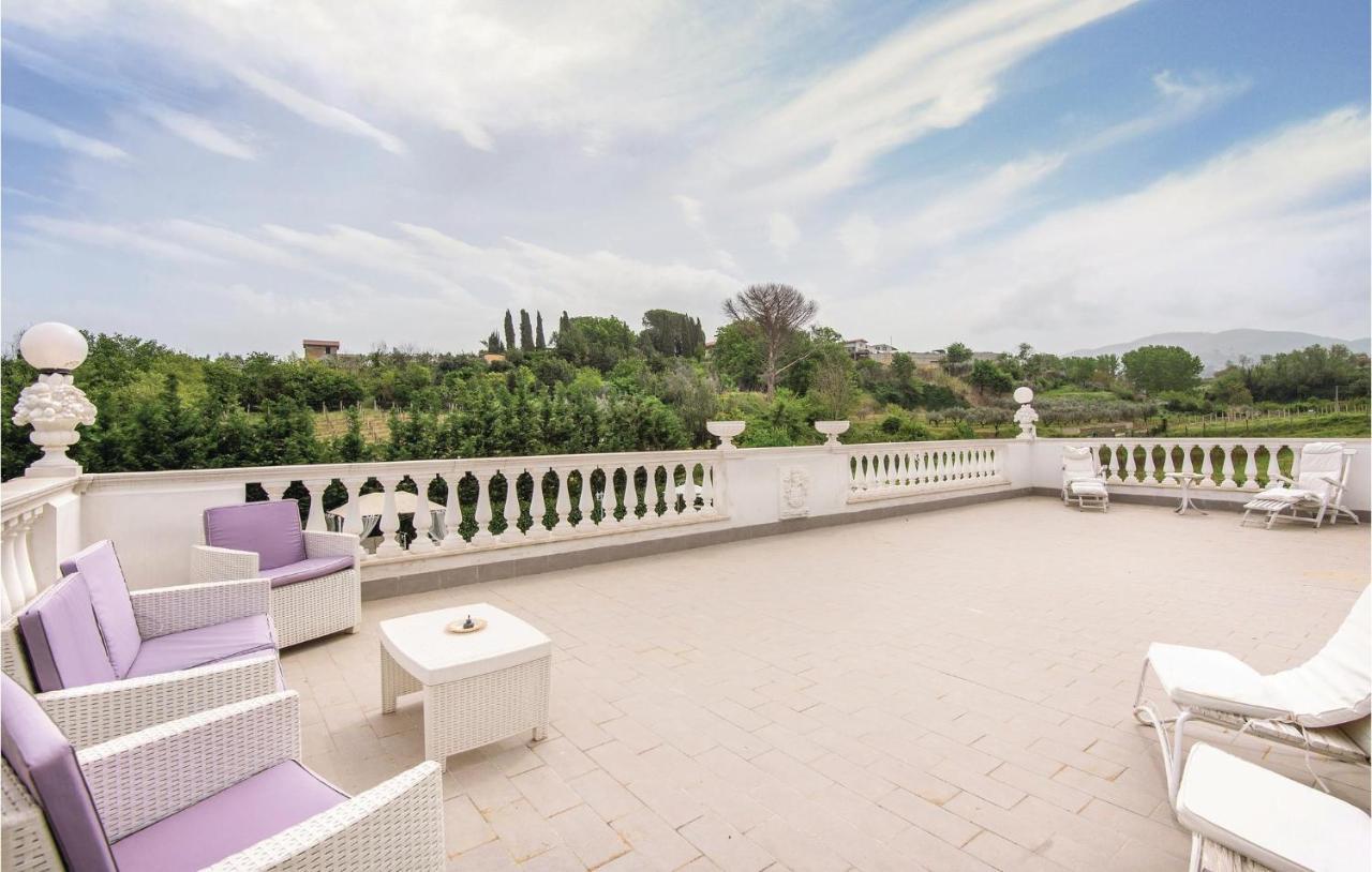 2 Bedroom Stunning In Rome