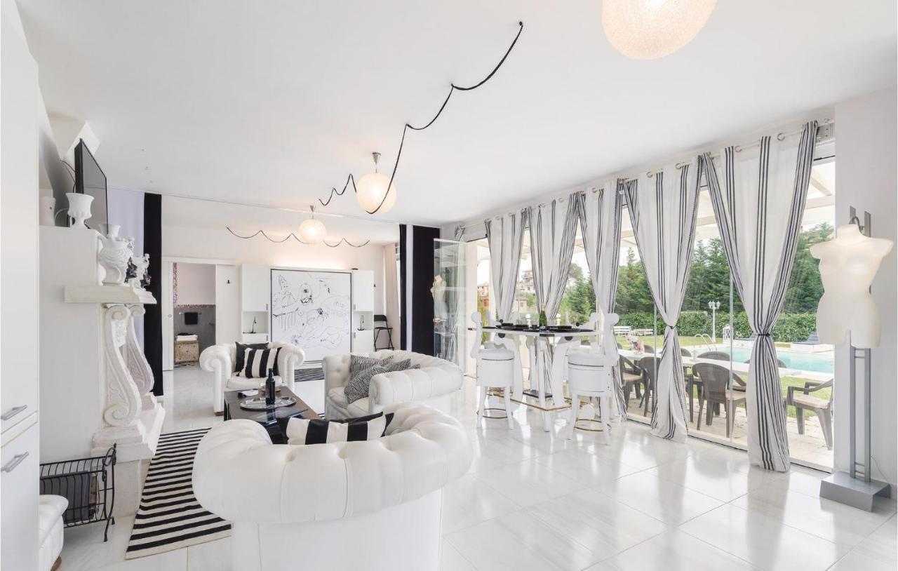 Holiday home 2 Bedroom Stunning In *