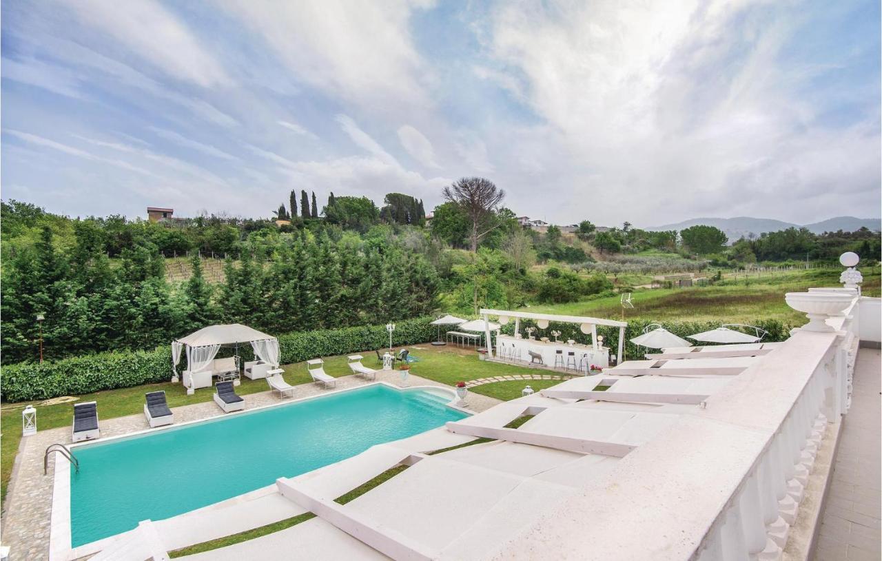 2 Bedroom Stunning In Holiday home